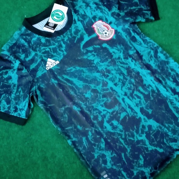 MEXICO HOME PRE MATCH KIT 20/21 - Picture 2 of 4